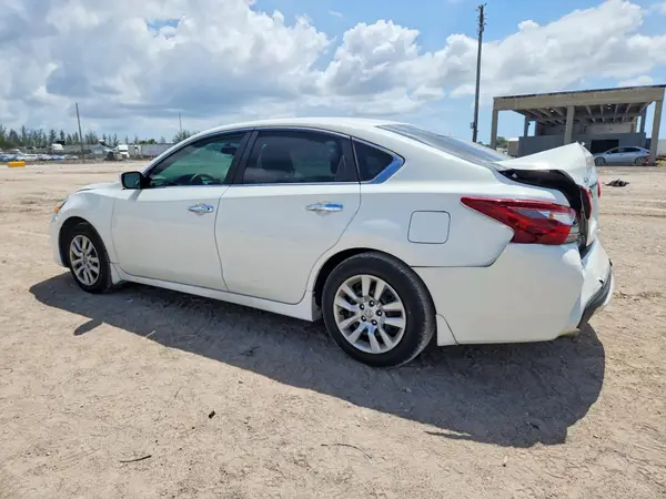1N4AL3AP6JC149740 2018 NISSAN ALTIMA - Image 2