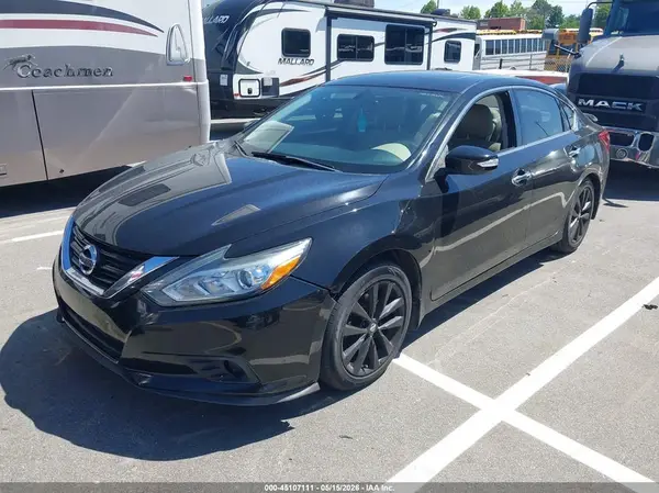 1N4AL3AP6JC152749 2018 NISSAN ALTIMA - Image 2