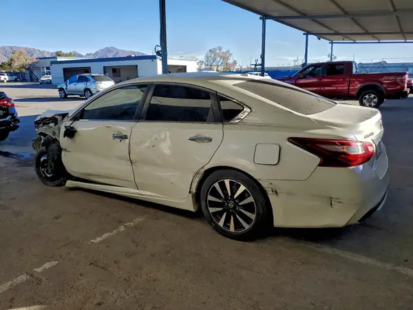 1N4AL3AP6JC155487 2018 NISSAN ALTIMA - Image 2