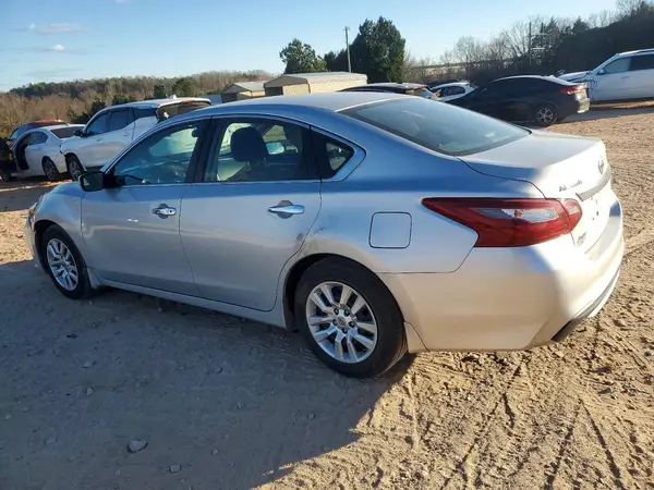 1N4AL3AP6JC155800 2018 NISSAN ALTIMA - Image 2