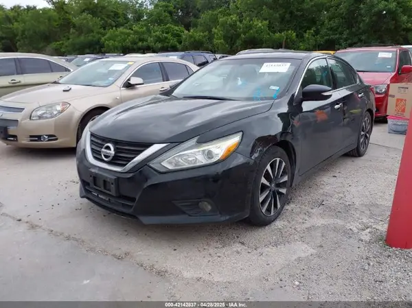 1N4AL3AP6JC158258 2018 NISSAN ALTIMA - Image 2