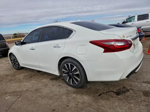 1N4AL3AP6JC161550 2018 NISSAN ALTIMA - Image 2
