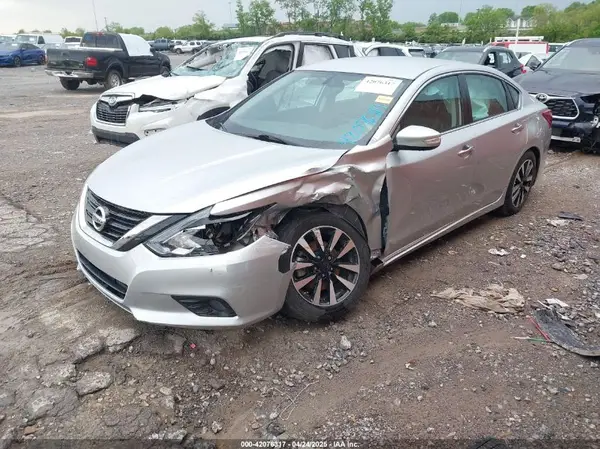 1N4AL3AP6JC165176 2018 NISSAN ALTIMA - Image 2