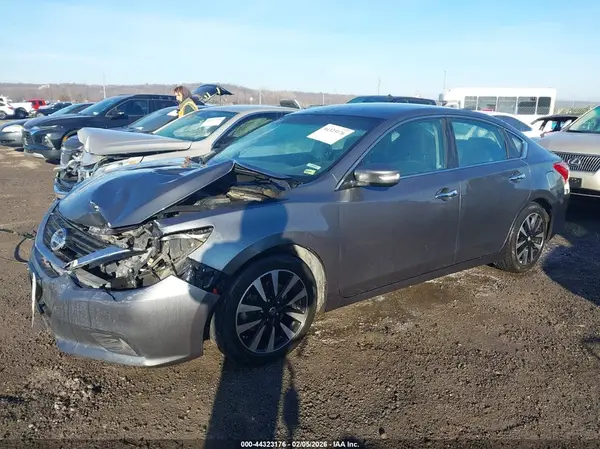 1N4AL3AP6JC166618 2018 NISSAN ALTIMA - Image 2