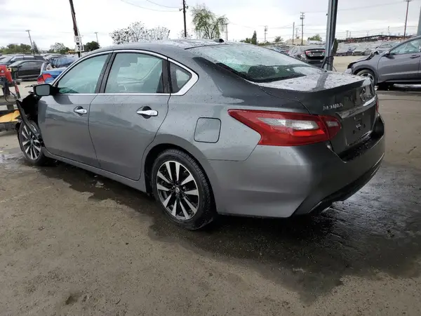 1N4AL3AP6JC166652 2018 NISSAN ALTIMA - Image 2