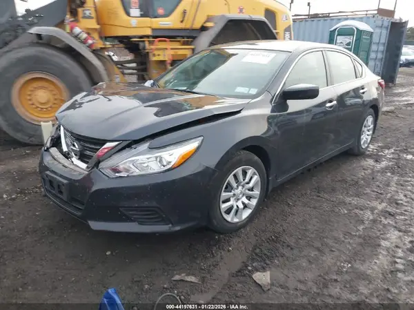 1N4AL3AP6JC167123 2018 NISSAN ALTIMA - Image 2