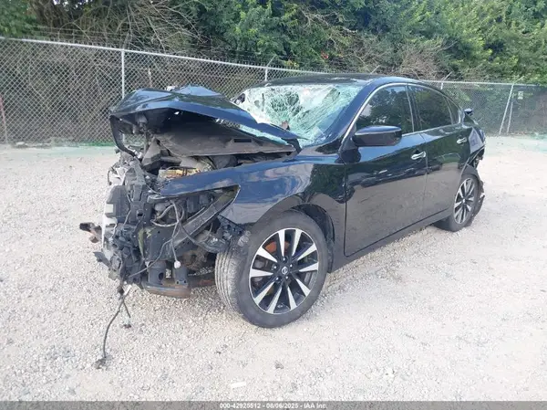 1N4AL3AP6JC168028 2018 NISSAN ALTIMA - Image 2