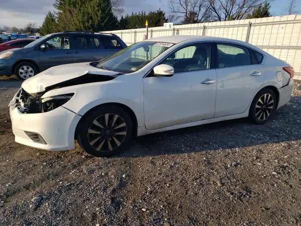 1N4AL3AP6JC173021 2018 NISSAN ALTIMA - Image 1