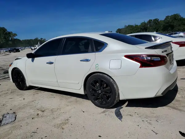 1N4AL3AP6JC173424 2018 NISSAN ALTIMA - Image 2