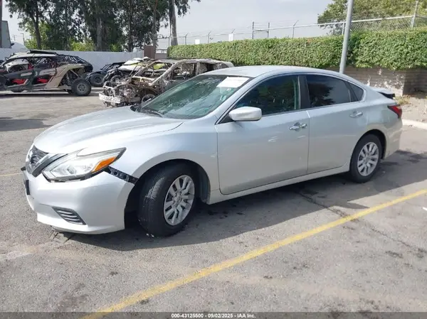 1N4AL3AP6JC173505 2018 NISSAN ALTIMA - Image 2