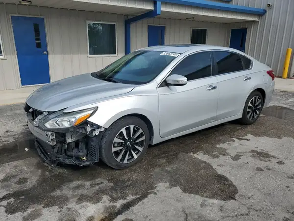 1N4AL3AP6JC175030 2018 NISSAN ALTIMA - Image 1