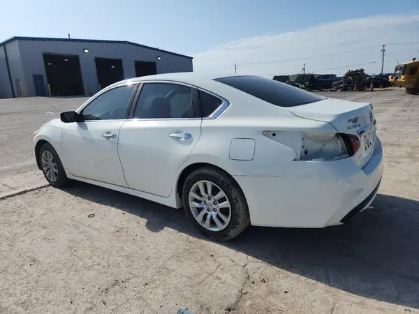 1N4AL3AP6JC176520 2018 NISSAN ALTIMA - Image 2