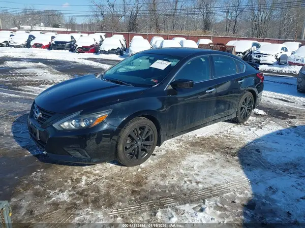 1N4AL3AP6JC180390 2018 NISSAN ALTIMA - Image 2