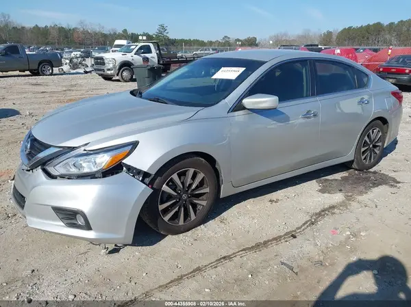 1N4AL3AP6JC180549 2018 NISSAN ALTIMA - Image 2