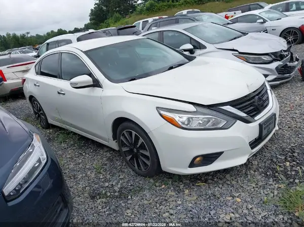 1N4AL3AP6JC180969 2018 NISSAN ALTIMA - Image 1