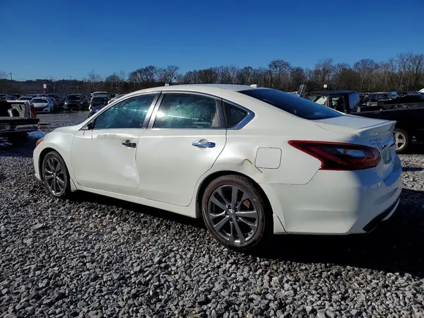 1N4AL3AP6JC182771 2018 NISSAN ALTIMA - Image 2