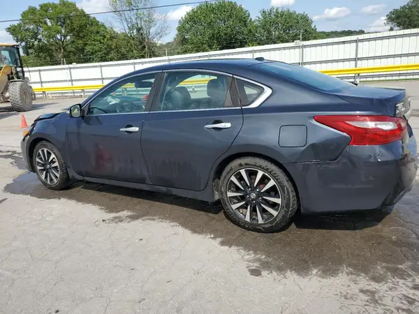 1N4AL3AP6JC183564 2018 NISSAN ALTIMA - Image 2