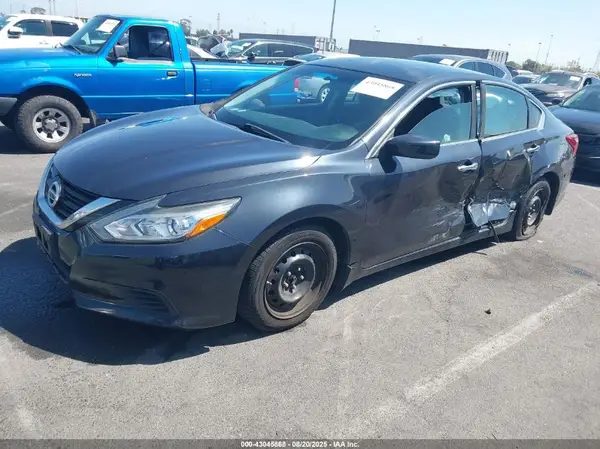 1N4AL3AP6JC185444 2018 NISSAN ALTIMA - Image 2