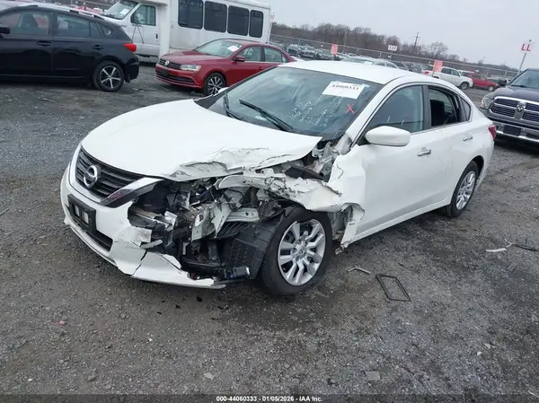 1N4AL3AP6JC188537 2018 NISSAN ALTIMA - Image 2