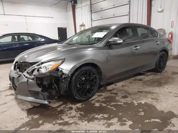 1N4AL3AP6JC190854 2018 NISSAN ALTIMA - Image 2