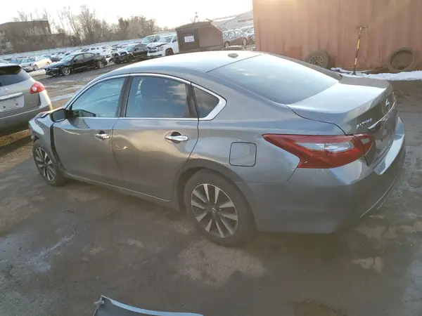 1N4AL3AP6JC192149 2018 NISSAN ALTIMA - Image 2