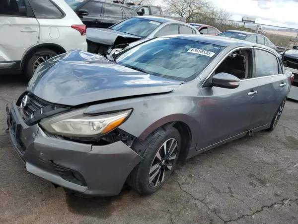 1N4AL3AP6JC195603 2018 NISSAN ALTIMA - Image 1
