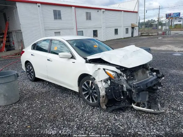 1N4AL3AP6JC199649 2018 NISSAN ALTIMA - Image 1