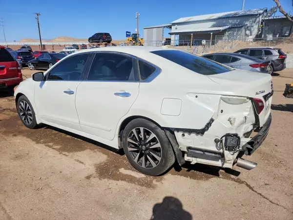 1N4AL3AP6JC200136 2018 NISSAN ALTIMA - Image 2