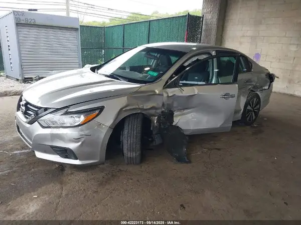 1N4AL3AP6JC207037 2018 NISSAN ALTIMA - Image 2