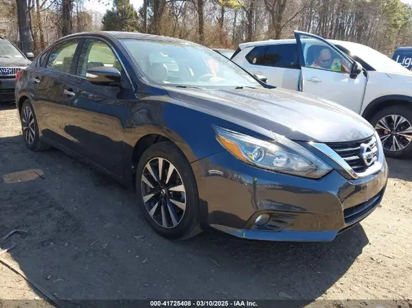 1N4AL3AP6JC208575 2018 NISSAN ALTIMA - Image 1