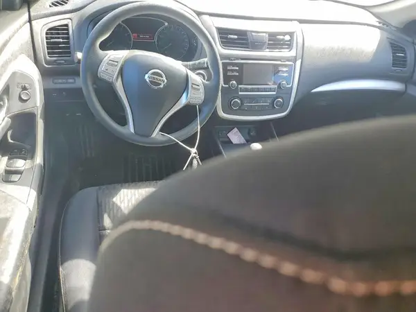 1N4AL3AP6JC209757 2018 NISSAN ALTIMA - Image 8