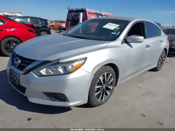 1N4AL3AP6JC210746 2018 NISSAN ALTIMA - Image 2