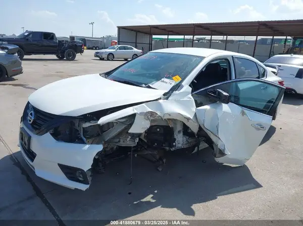 1N4AL3AP6JC213193 2018 NISSAN ALTIMA - Image 2