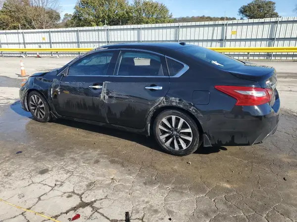 1N4AL3AP6JC214067 2018 NISSAN ALTIMA - Image 2