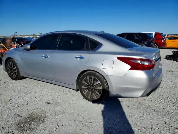1N4AL3AP6JC216594 2018 NISSAN ALTIMA - Image 2