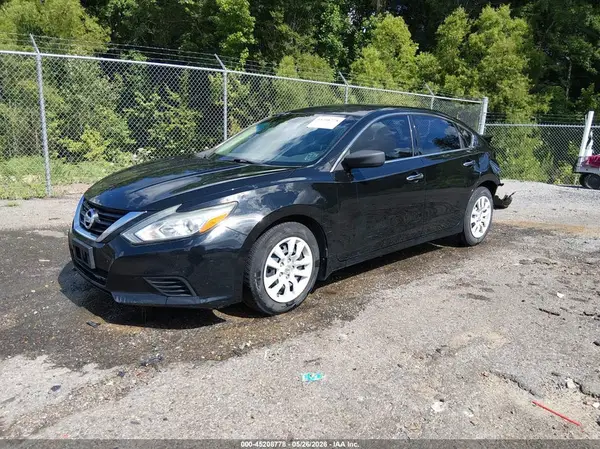 1N4AL3AP6JC219558 2018 NISSAN ALTIMA - Image 2
