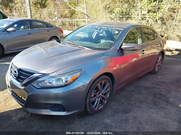 1N4AL3AP6JC220919 2018 NISSAN ALTIMA - Image 2