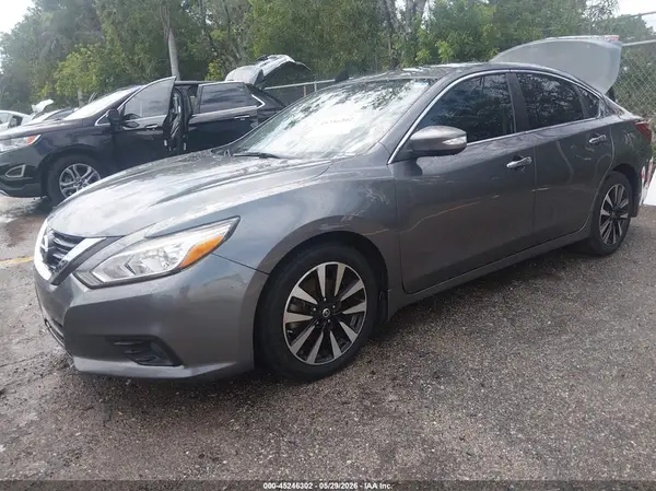 1N4AL3AP6JC223643 2018 NISSAN ALTIMA - Image 2