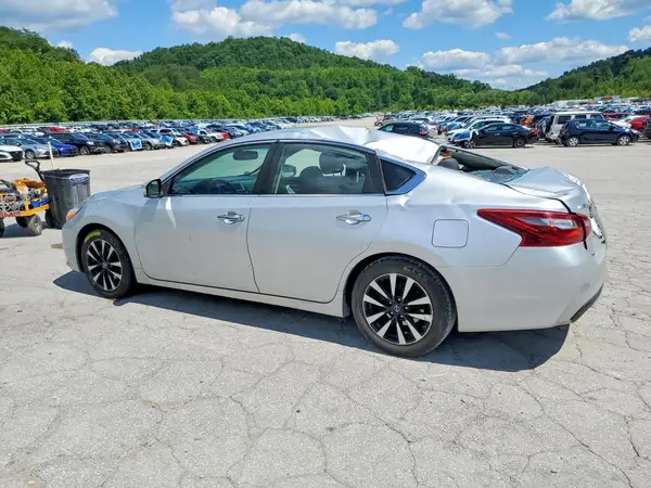 1N4AL3AP6JC223965 2018 NISSAN ALTIMA - Image 2