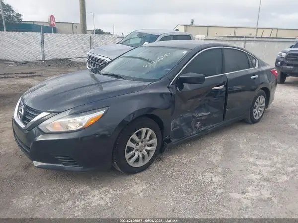 1N4AL3AP6JC225148 2018 NISSAN ALTIMA - Image 2