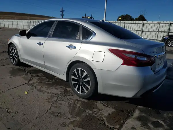 1N4AL3AP6JC227806 2018 NISSAN ALTIMA - Image 2