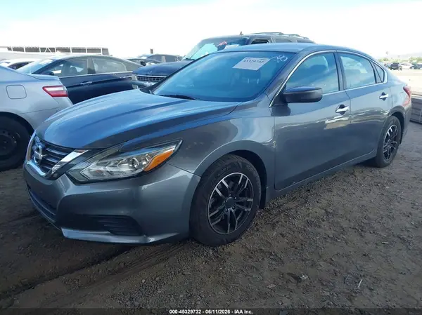 1N4AL3AP6JC228664 2018 NISSAN ALTIMA - Image 2