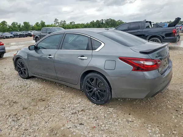 1N4AL3AP6JC228809 2018 NISSAN ALTIMA - Image 2