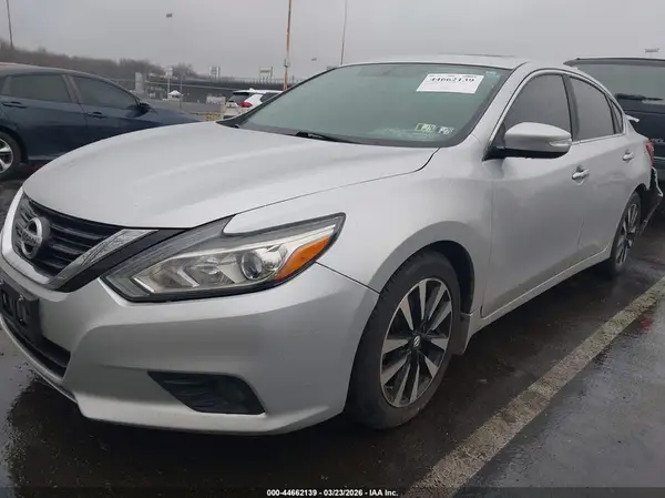1N4AL3AP6JC229832 2018 NISSAN ALTIMA - Image 2