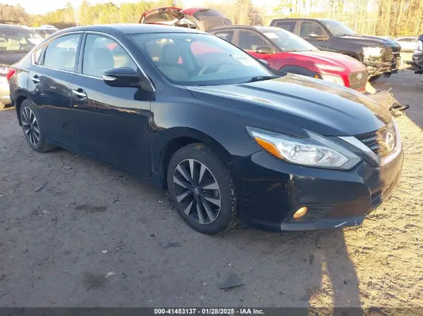 1N4AL3AP6JC230575 2018 NISSAN ALTIMA - Image 1