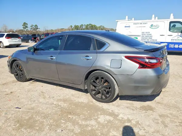 1N4AL3AP6JC233914 2018 NISSAN ALTIMA - Image 2