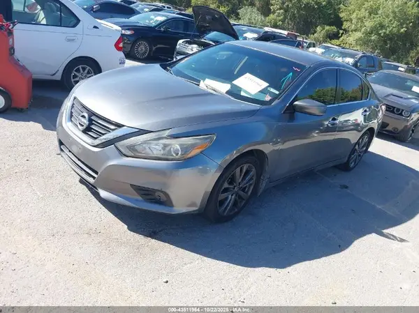 1N4AL3AP6JC234481 2018 NISSAN ALTIMA - Image 2