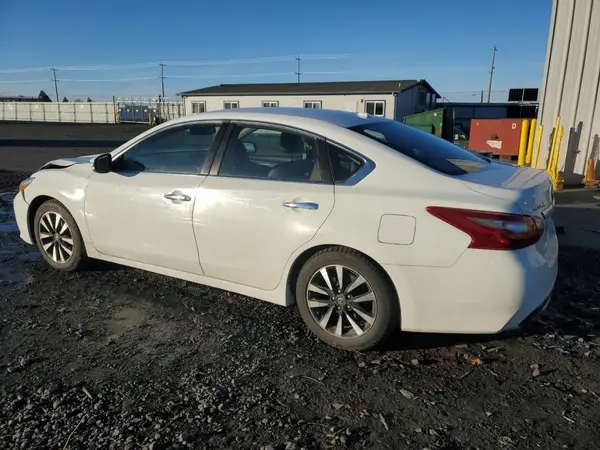 1N4AL3AP6JC235291 2018 NISSAN ALTIMA - Image 2