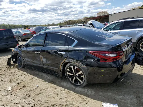 1N4AL3AP6JC235582 2018 NISSAN ALTIMA - Image 2