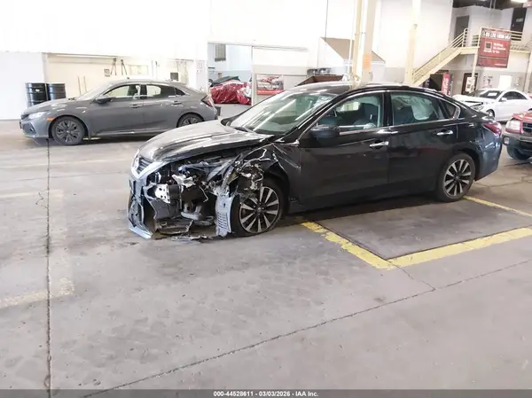 1N4AL3AP6JC236442 2018 NISSAN ALTIMA - Image 2